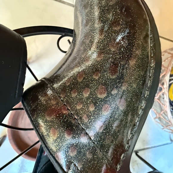 NWOT SANITAS SIZE 37 GREY LEOPARD PROFESSIONAL CLOGS - Picture 7 of 9